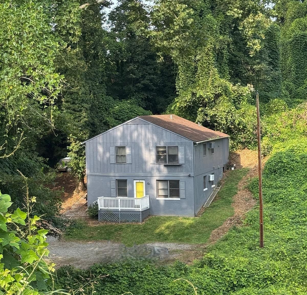 & B 301 Paton St UNIT A Charlottesville, VA 22903 - Thumbnail 3