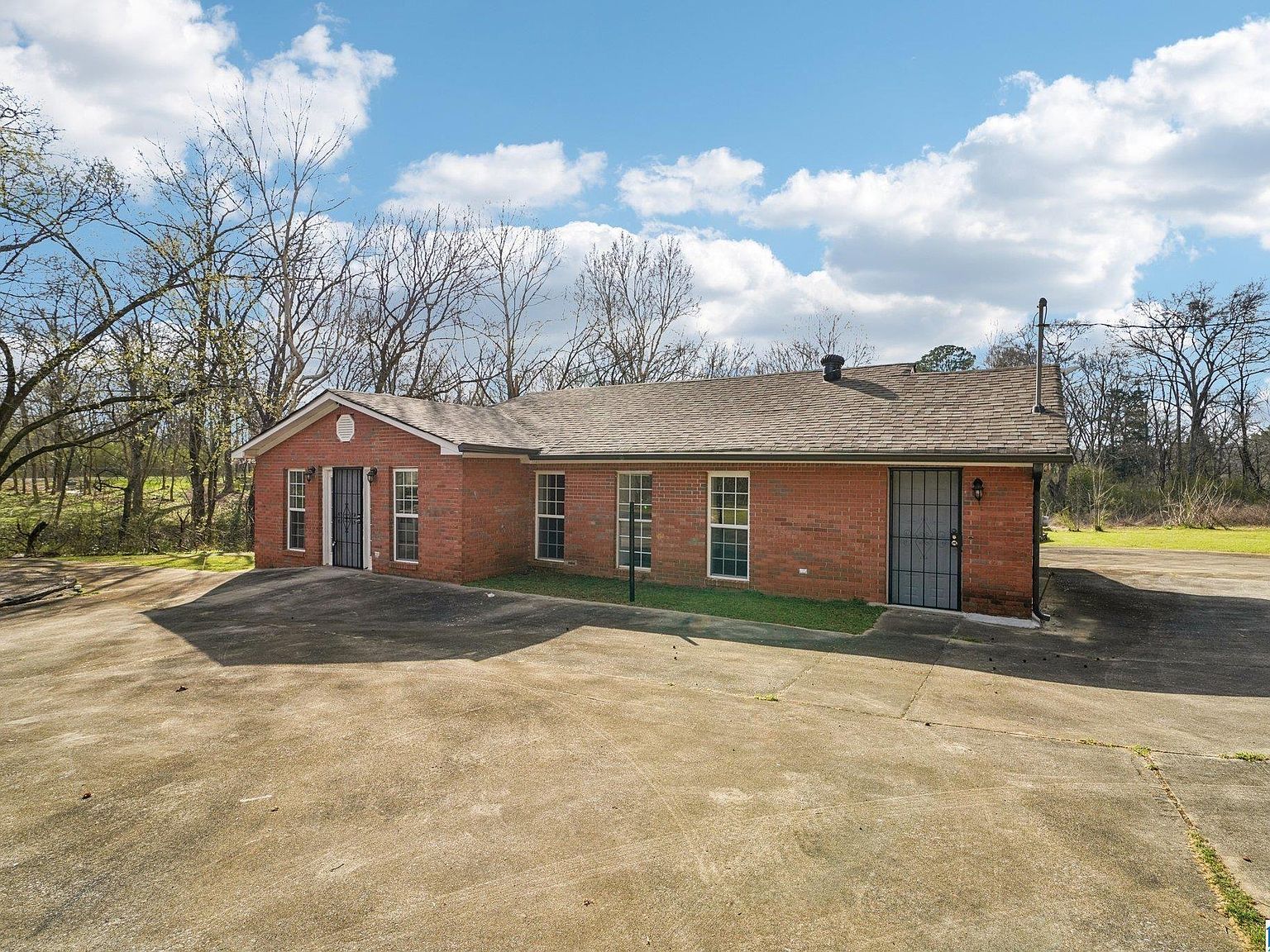 613 Sheridan Rd Birmingham, AL 35214 - Thumbnail 3