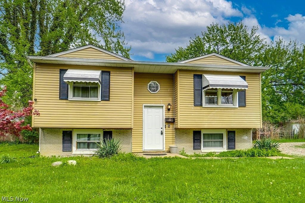 371 Washington Cir Oberlin, OH 44074 - Thumbnail 3