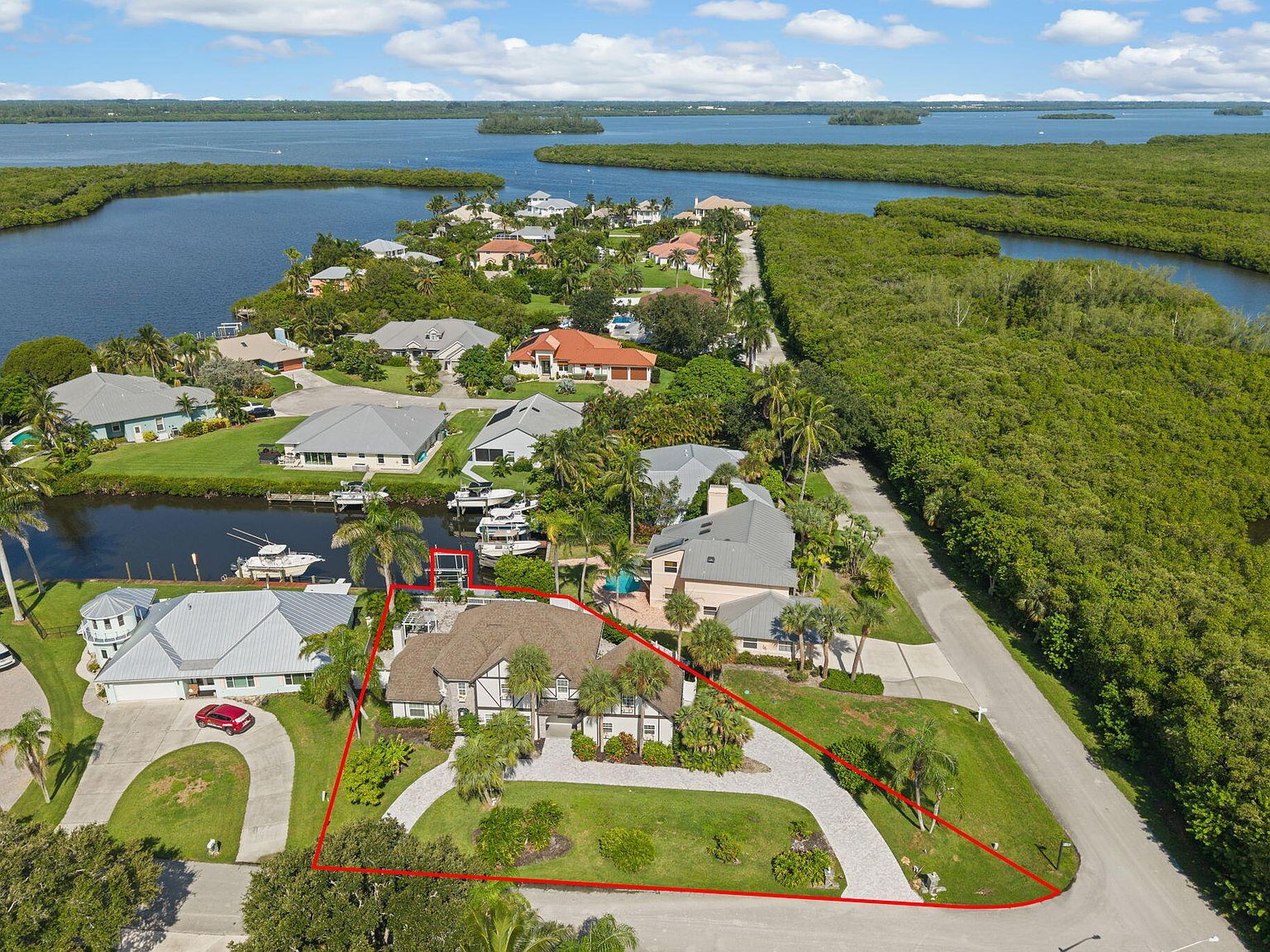 121 Queen Eugenia Ct Fort Pierce, FL 34949 - Thumbnail 3