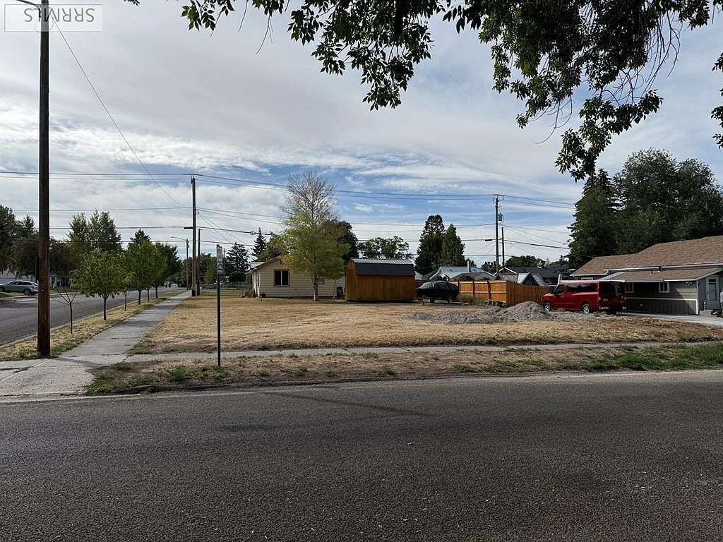 1520 S Emerson Ave Idaho Falls, ID 83404 - Thumbnail 3