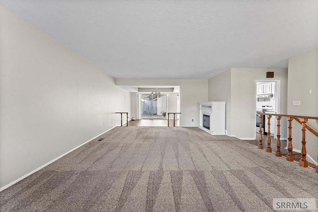 1431 S Woodruff Ave Idaho Falls, ID 83404 - Thumbnail 3