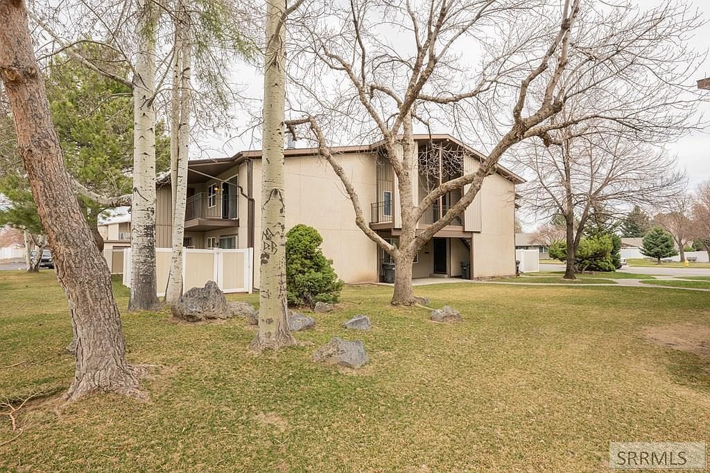 1446 S Woodruff Ave Idaho Falls, ID 83404 - Thumbnail 3