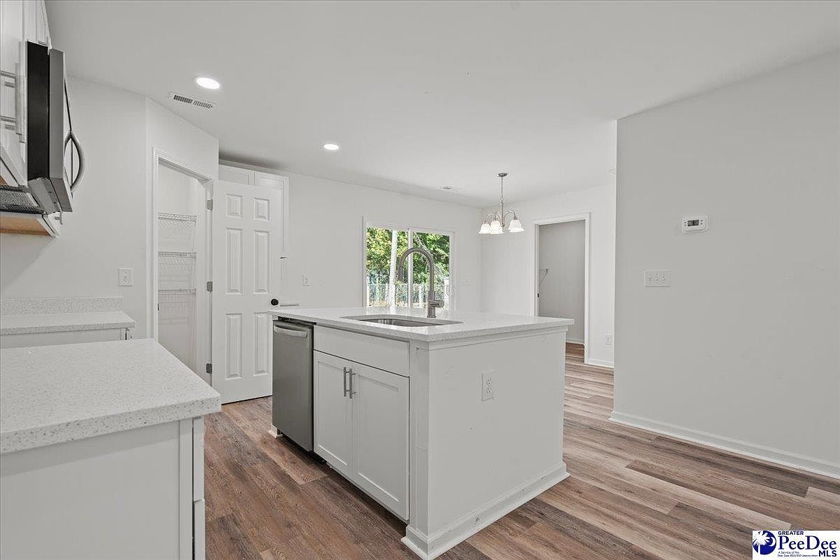 1217 E Macree Ter Florence, SC 29505 - Thumbnail 3