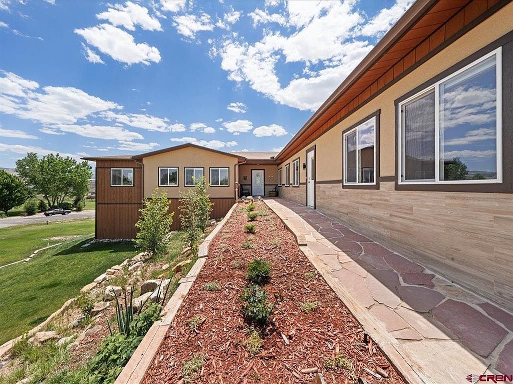 2209 Hatton Pl Montrose, CO 81401 - Thumbnail 3