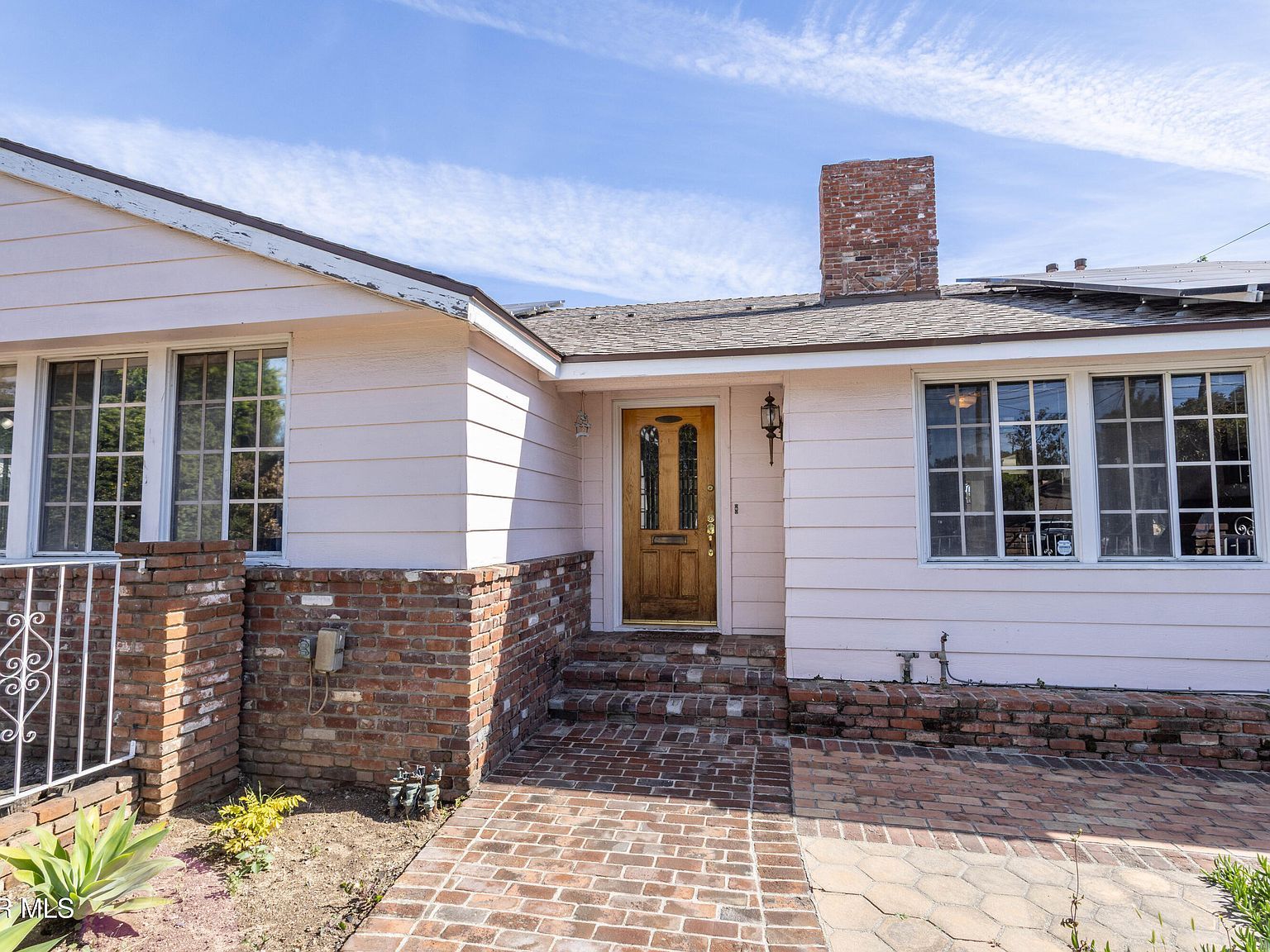 9826 Columbus Ave North Hills, CA 91343 - Thumbnail 3