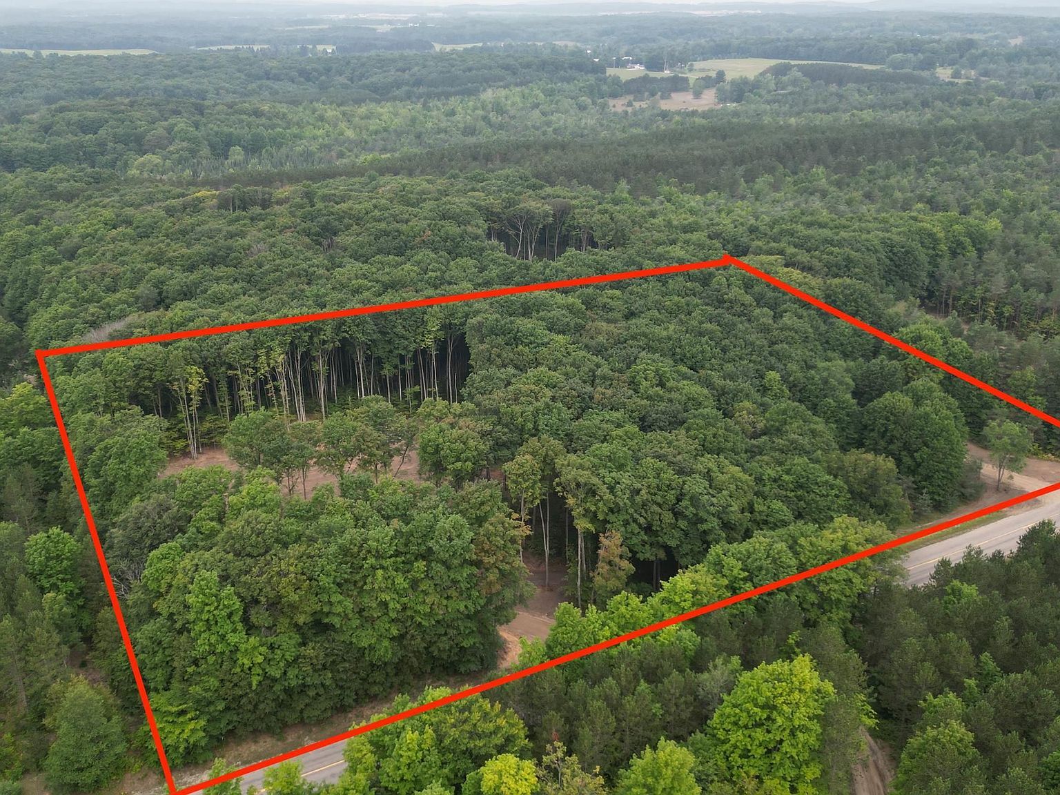 1 S Bright Rd Maple City, MI 49664 - Thumbnail 3