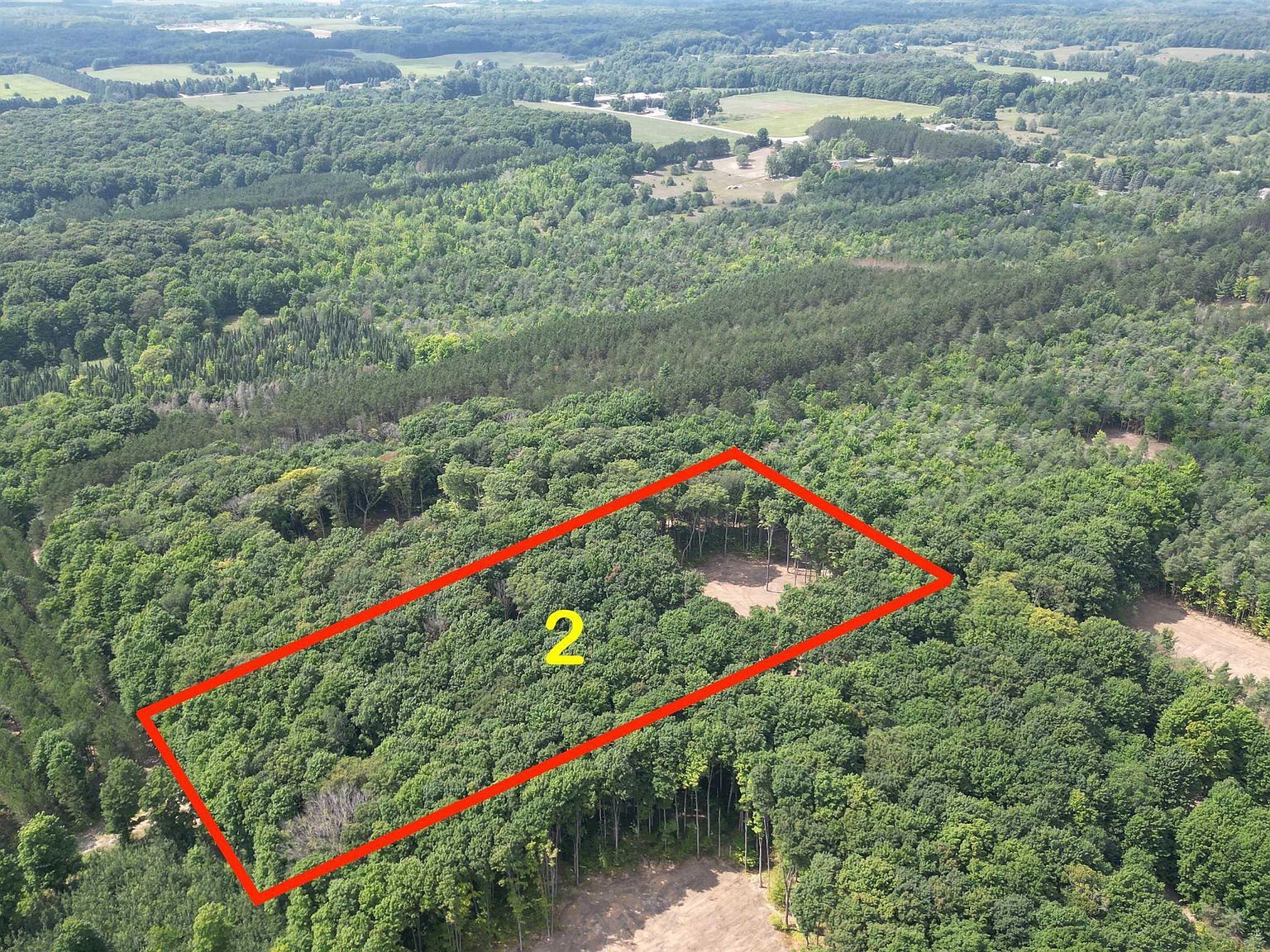 2 S Bright Rd, Maple City, MI, 49664 - Thumbnail 3