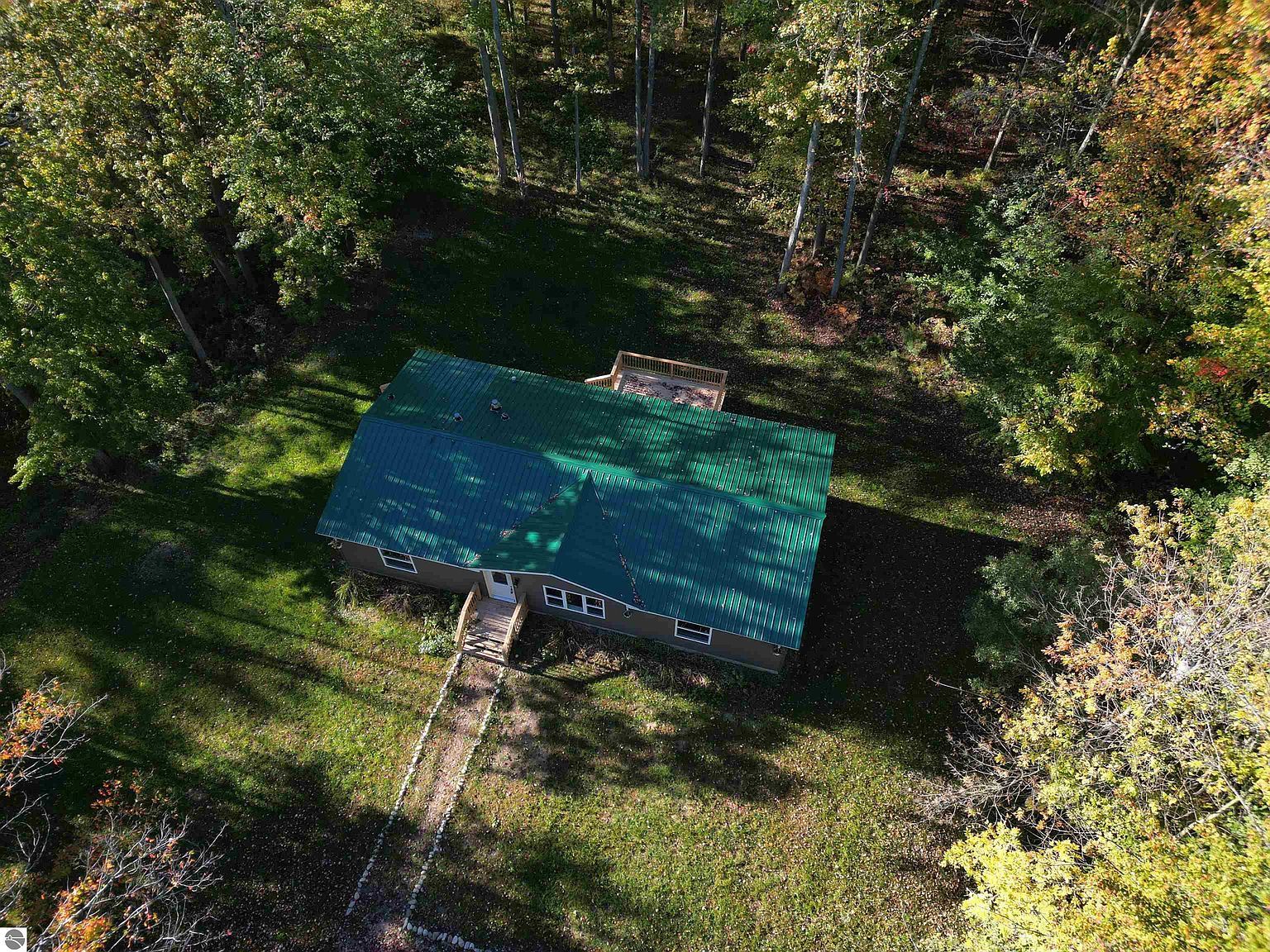 7273 Cadillac Hwy Benzonia, MI 49616 - Thumbnail 3