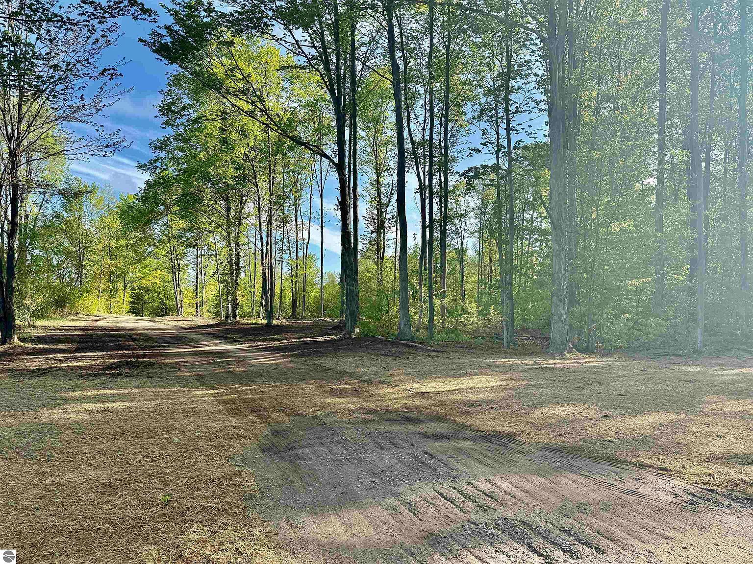 1155 E Solaris Way Maple City, MI 49664 - Thumbnail 3