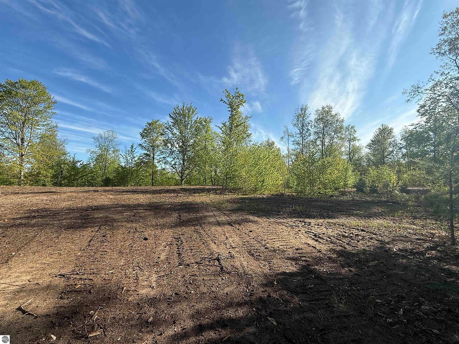 1087 E Solaris Way Maple City, MI 49664 - Thumbnail 3