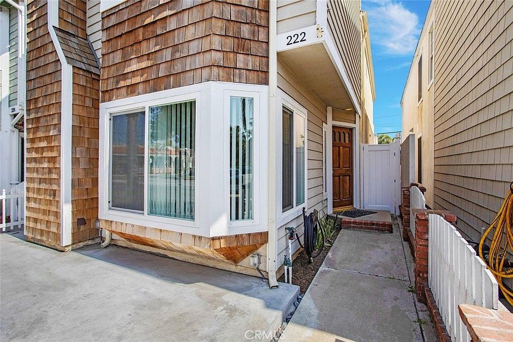 222 17th St Huntington Beach, CA 92648 - Thumbnail 3
