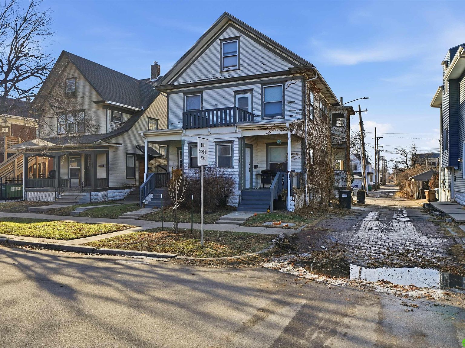 925/929 Goodhue Blvd Lincoln, NE 68508 - Thumbnail 3