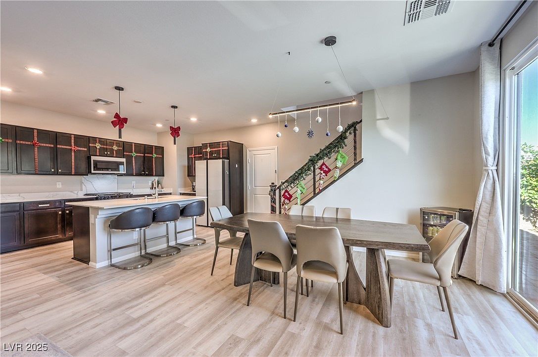 1120 Frye Mesa Ave North Las Vegas, NV 89086 - Thumbnail 3