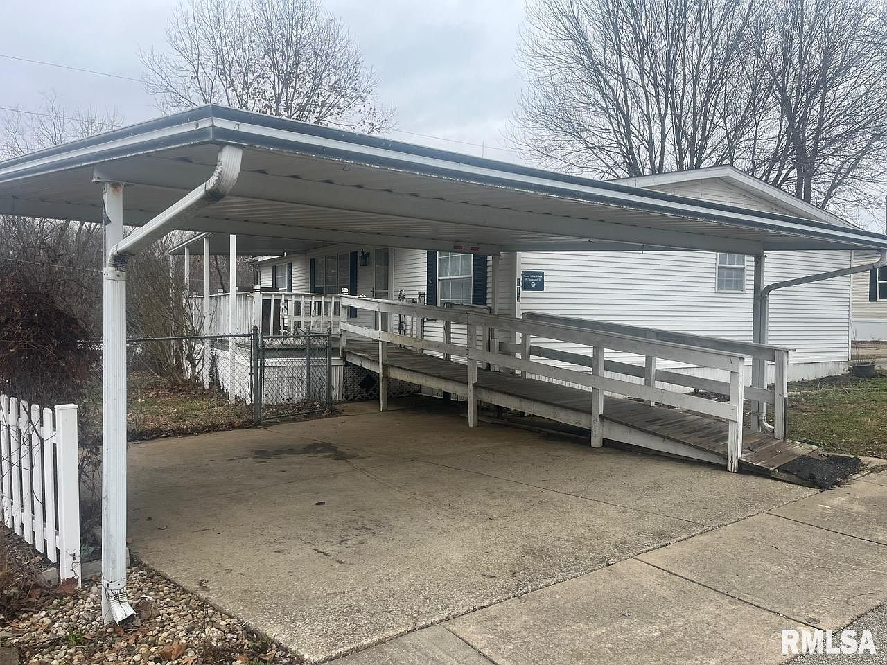 116 Shennadoh Dr Springfield, IL 62702 - Thumbnail 3