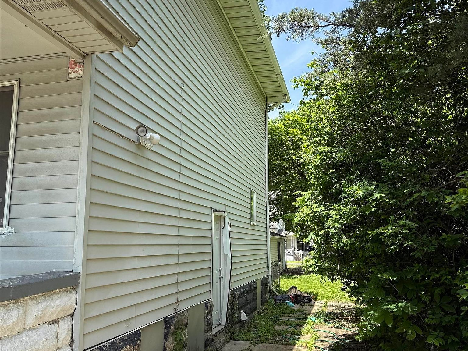 1205 E Converse Ave Springfield, IL 62702 - Thumbnail 3