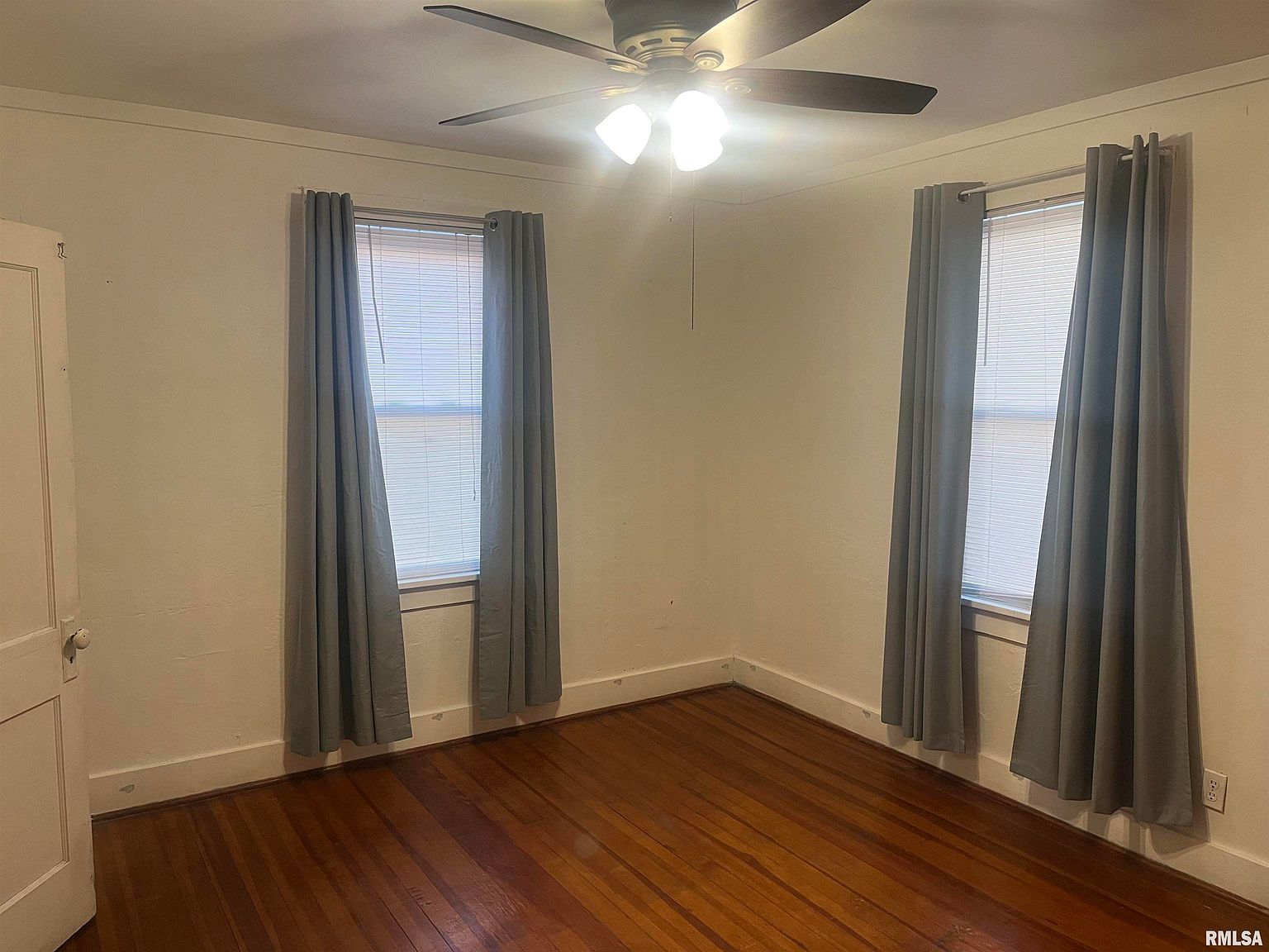 1942 S 11th St Springfield, IL 62703 - Thumbnail 3