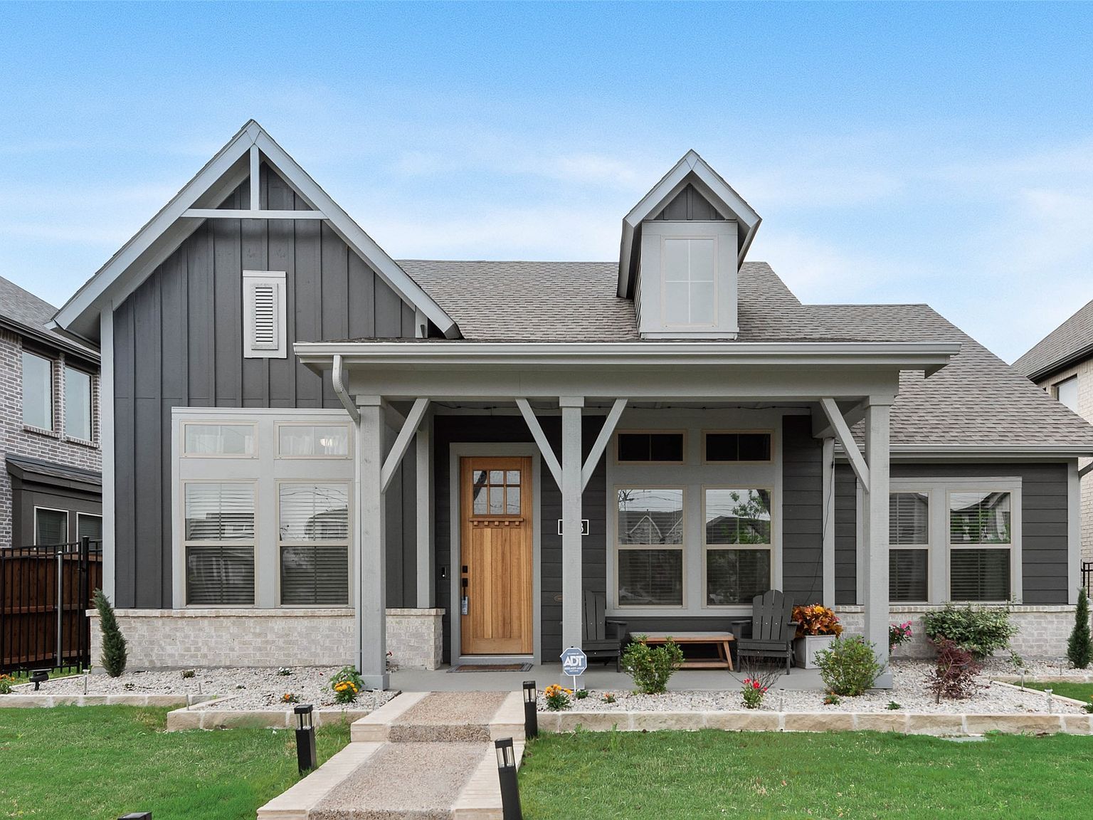 1028 Almond Blossom Cir Crowley, TX 76036 - Thumbnail 3