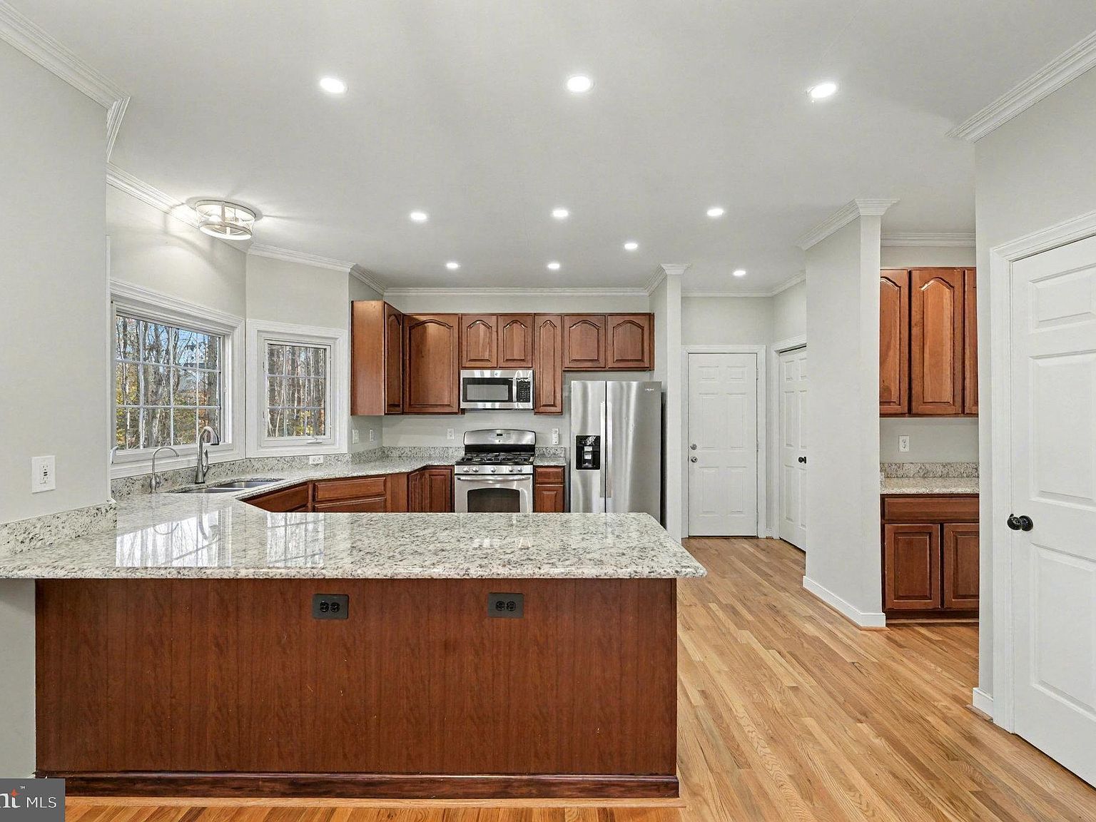 13721 Perimeter Dr Fredericksburg, VA 22407 - Thumbnail 3