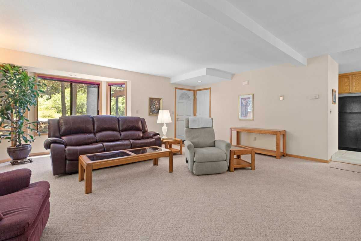 1568 Chippewa St, South Lake Tahoe, CA, USA, 96150 - Thumbnail 3