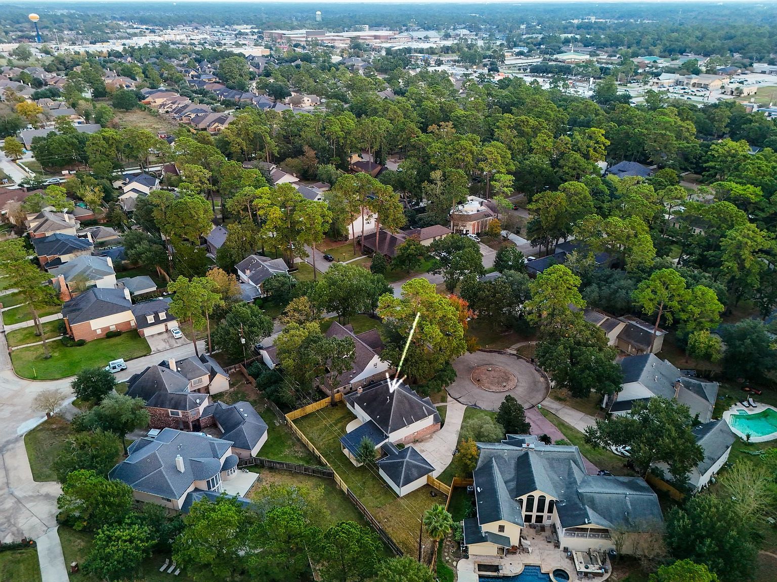 8006 Vickridge Ln Spring, TX 77379 - Thumbnail 3