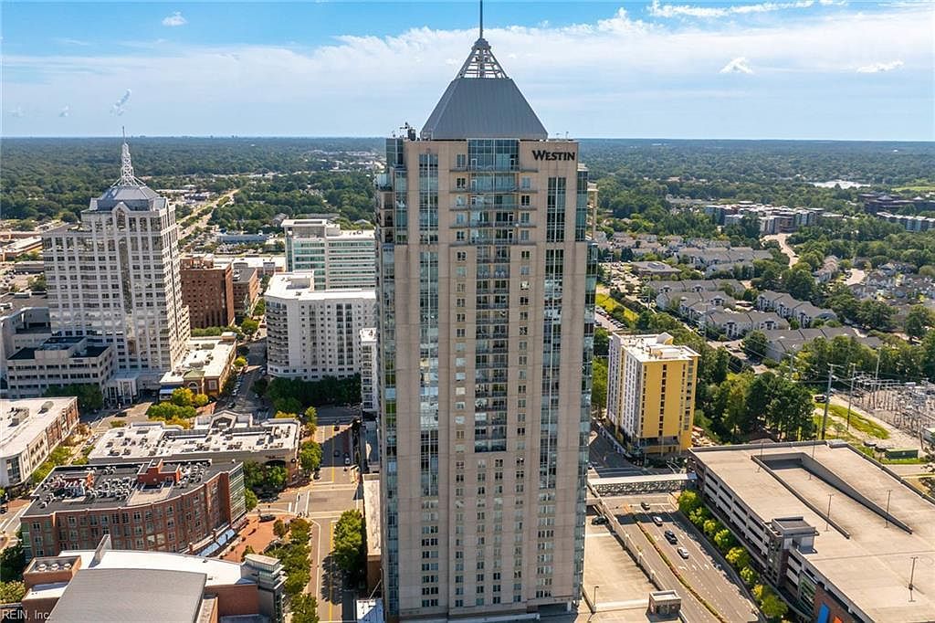 4545 Commerce St UNIT 1706 Virginia Beach, VA 23462 - Thumbnail 3