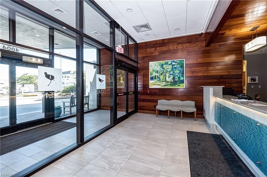 4004 Atlantic Ave APT PENTHOUSE 3 Virginia Beach, VA 23451 - Thumbnail 3