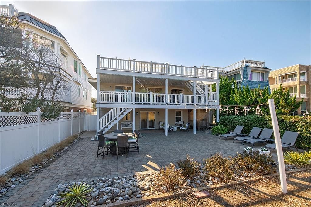 8502 Ocean Front Ave #A Virginia Beach, VA 23451 - Thumbnail 3