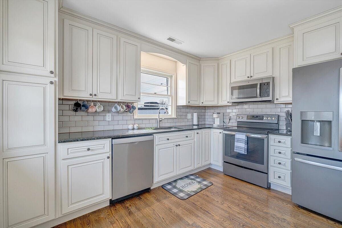 1541 Penley Blvd Salem, VA 24153 - Thumbnail 3