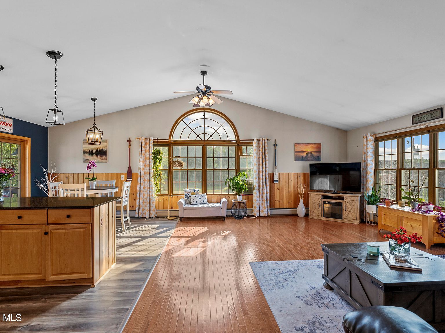 70 Island View Rd Cohoes, NY 12047 - Thumbnail 3