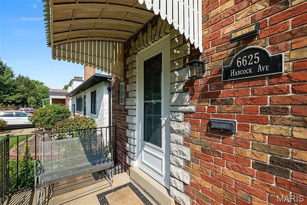 6625 Hancock Ave Saint Louis, MO 63139 - Thumbnail 3