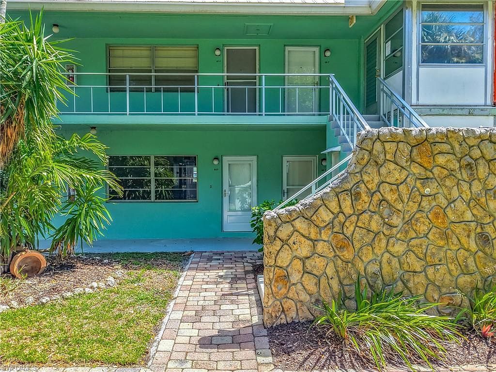 3225 E Riverside Dr APT 63-F Fort Myers, FL 33916 - Thumbnail 3