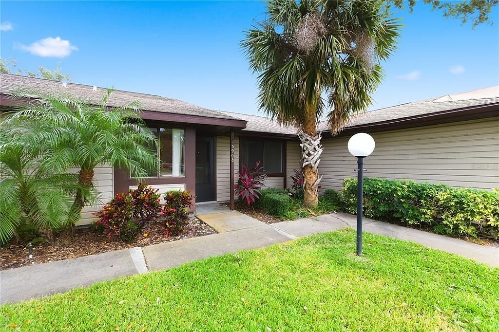 5908 36th Avenue Cir W Bradenton, FL 34209 - Thumbnail 3