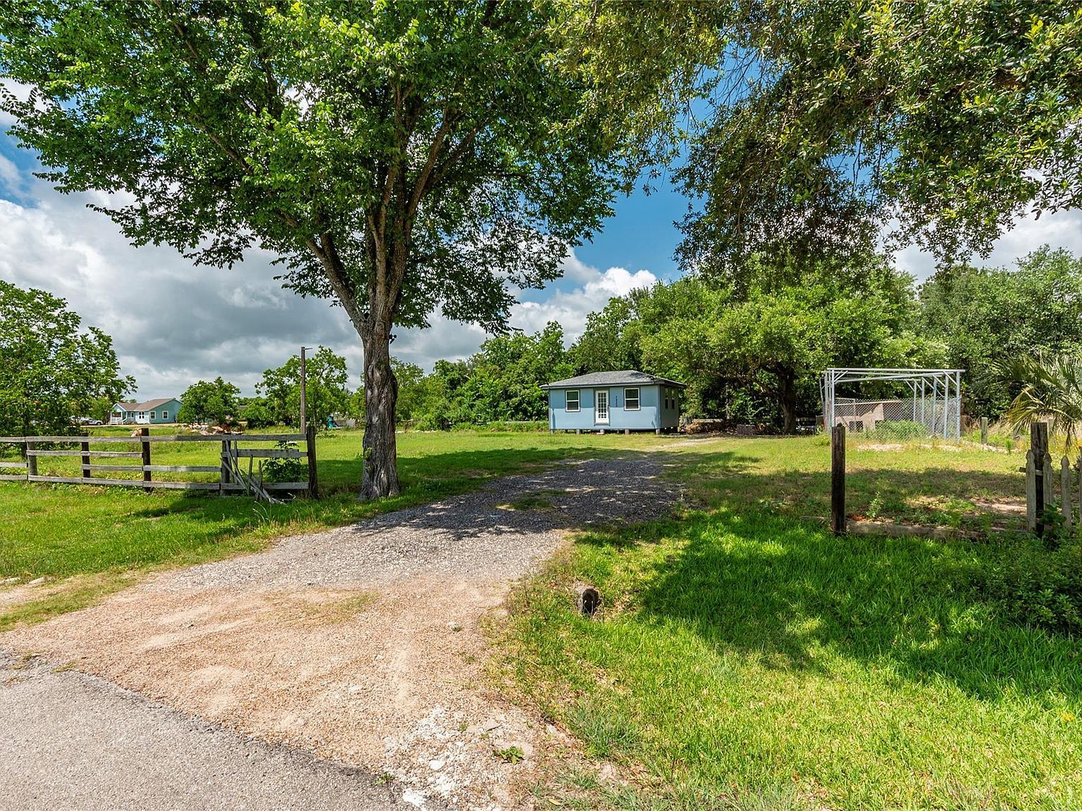 7230 Moore St Hitchcock, TX 77563 - Thumbnail 3