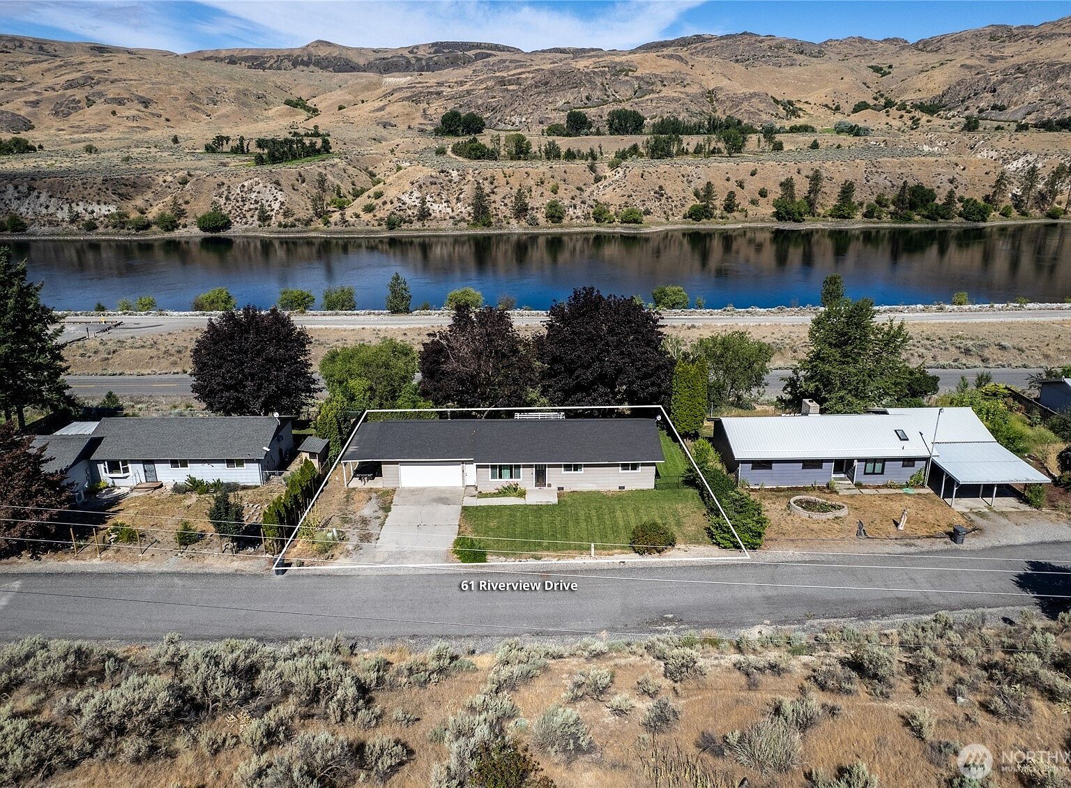 61 Riverview Dr Coulee Dam, WA 99116 - Thumbnail 3