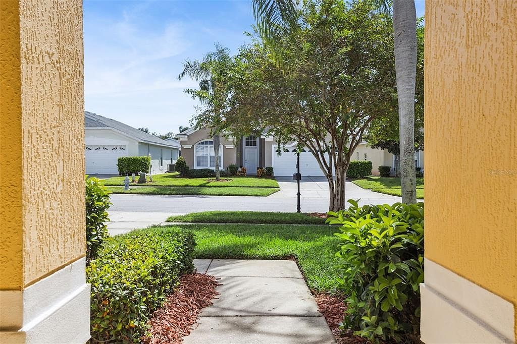 8160 Fan Palm Way Kissimmee, FL 34747 - Thumbnail 3