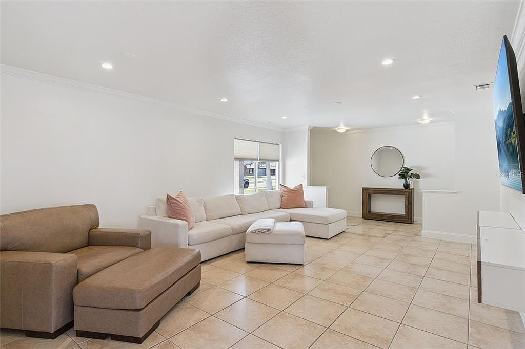 3205 Caulfield St Apopka, FL 32703 - Thumbnail 3