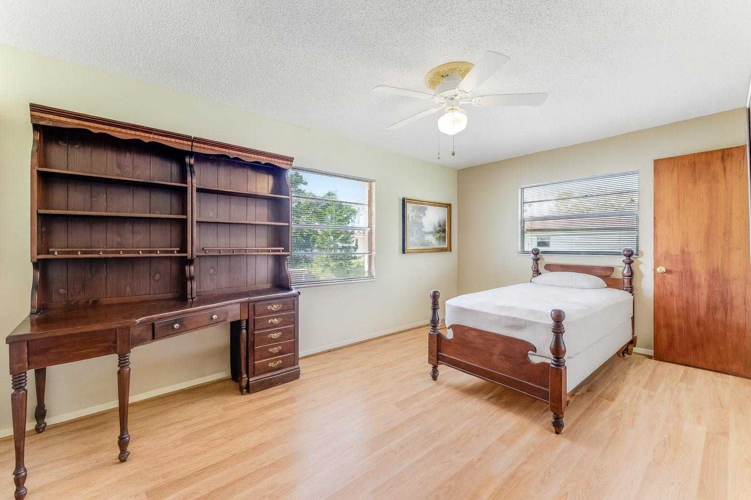 1106 Blueberry Drive, Port Orange, FL, USA, 32129 - Thumbnail 4