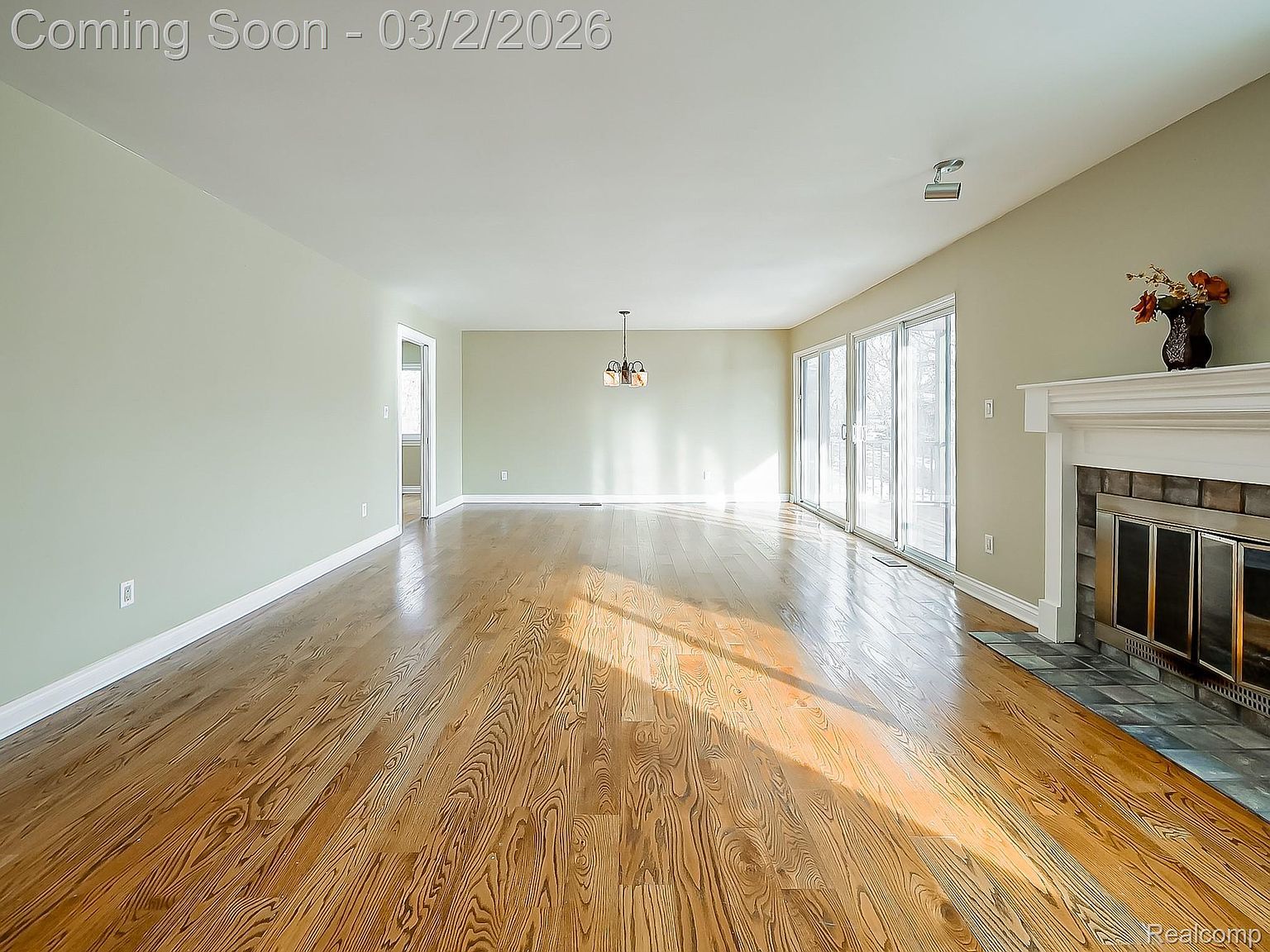 4411 Laurel Club Cir West Bloomfield, MI 48323 - Thumbnail 3