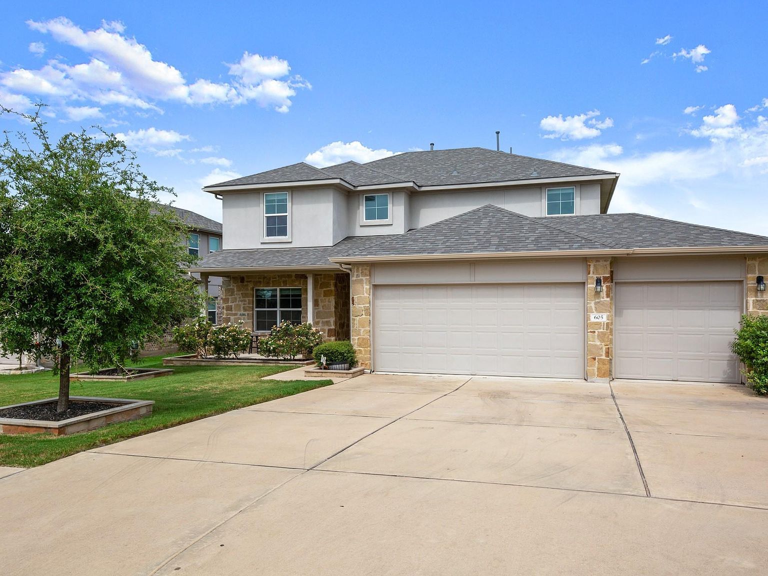 605 Dubina Ave Georgetown, TX 78626 - Thumbnail 3