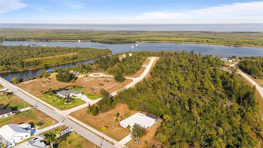 9336 Saint Paul Dr Pt Charlotte, FL 33981 - Thumbnail 3