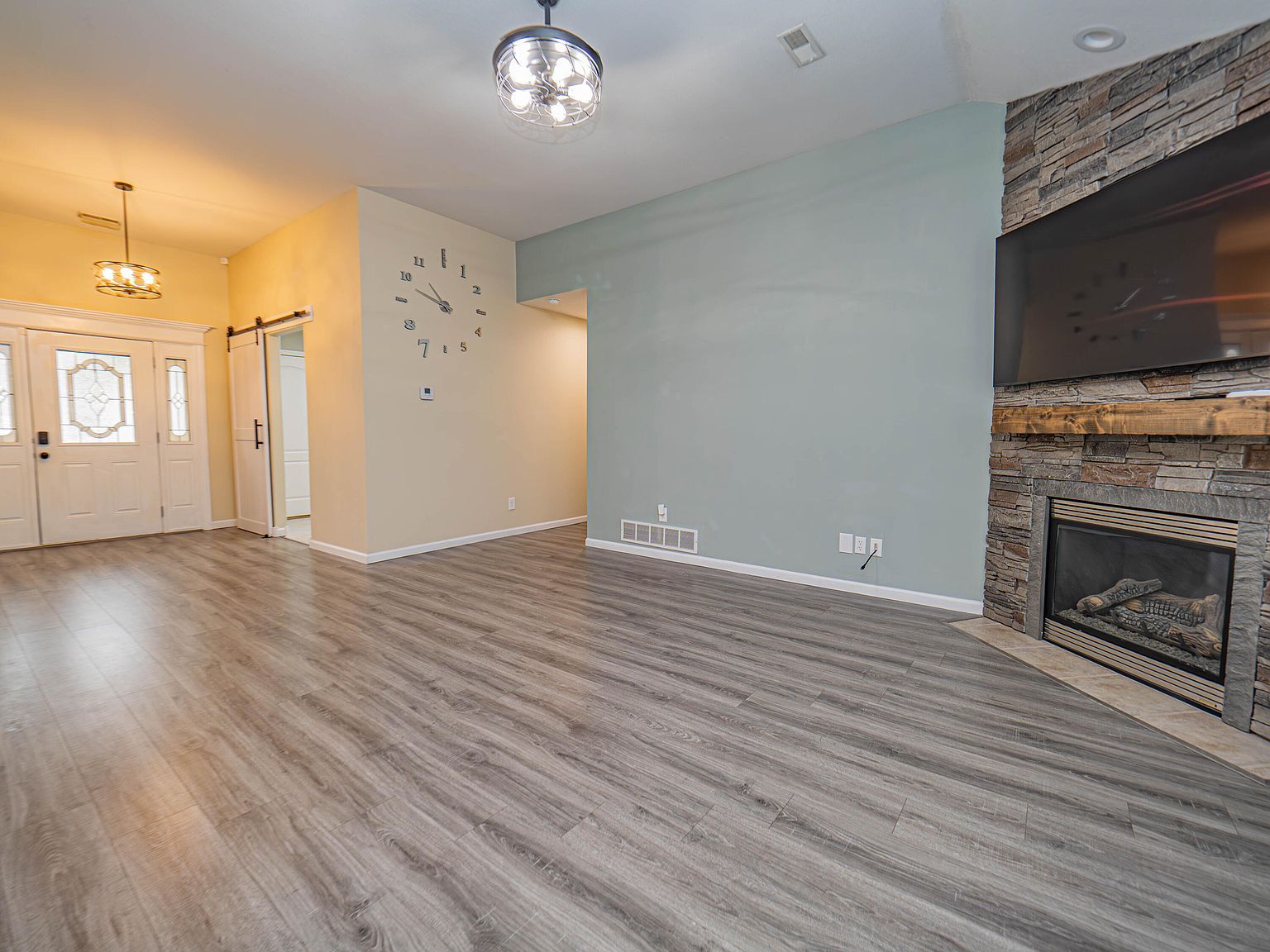 1305 Woodridge Ln Moberly, MO 65270 - Thumbnail 3