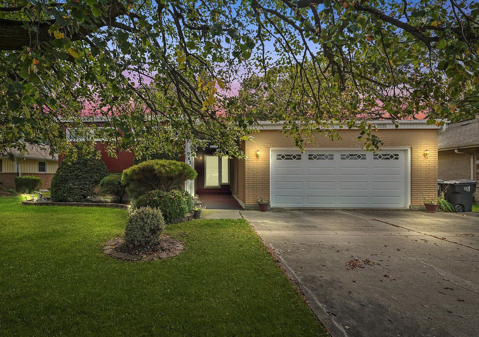 943 E 164th Ct South Holland, IL 60473 - Thumbnail 3