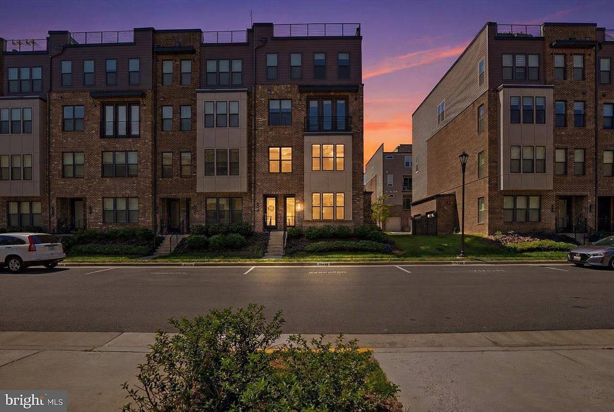 4744 Tatum Mill Way #509 Chantilly, VA 20151 - Thumbnail 3