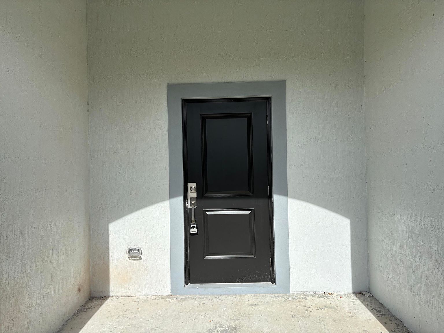 1124 W 25th St Riviera Beach, FL 33404 - Thumbnail 3