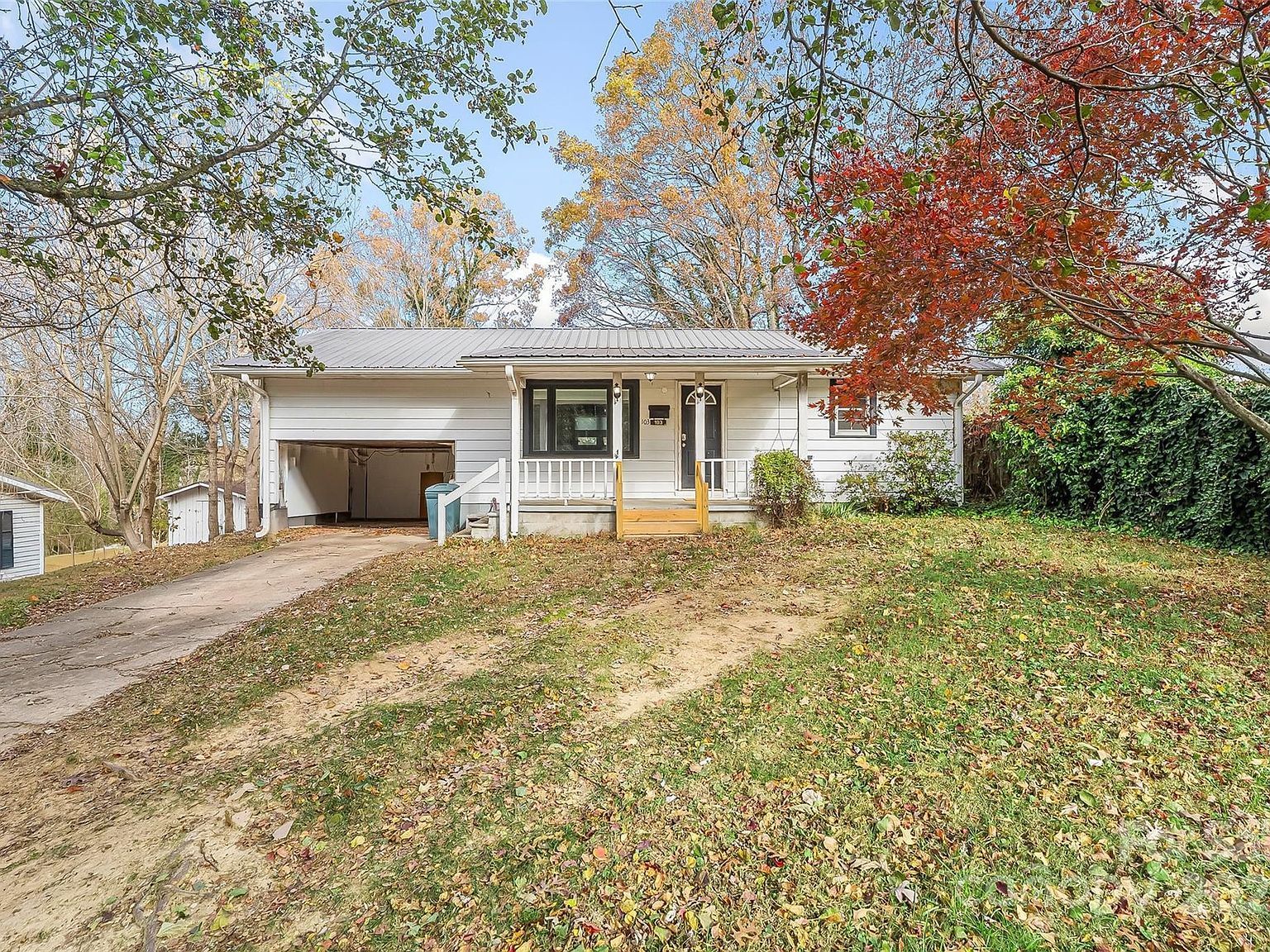 103 Clark St Marion, NC 28752 - Thumbnail 3