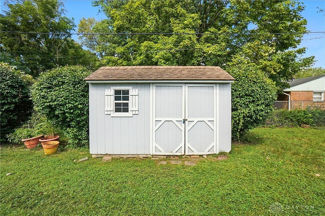 4475 Ardonna Ln Dayton, OH 45432 - Thumbnail 3