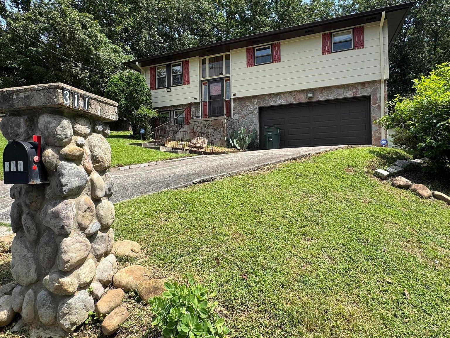 311 Branch Dr Hixson, TN 37343 - Thumbnail 3