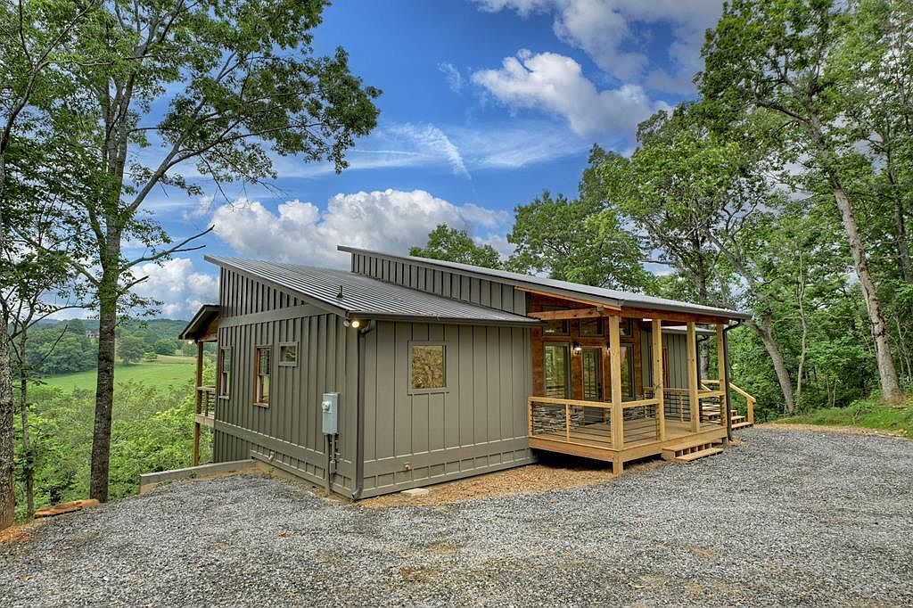 418 Windy Valley Trl Blue Ridge, GA 30513 - Thumbnail 3