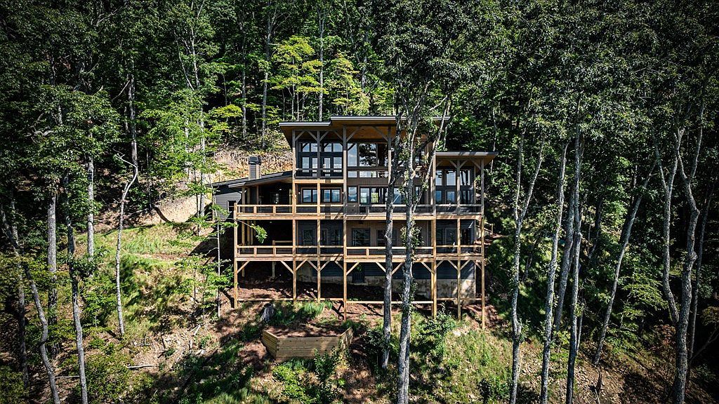 225 Grand Vista Dr Blue Ridge, GA 30513 - Thumbnail 3